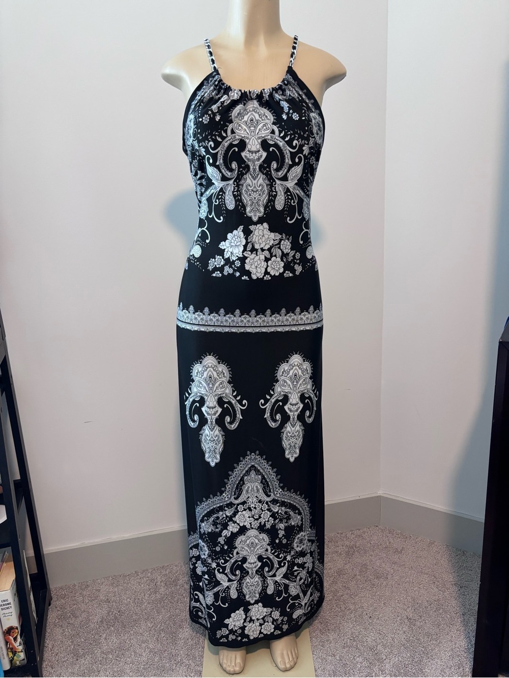 Women’s Halter Black and White Bandana Design Maxi Dress